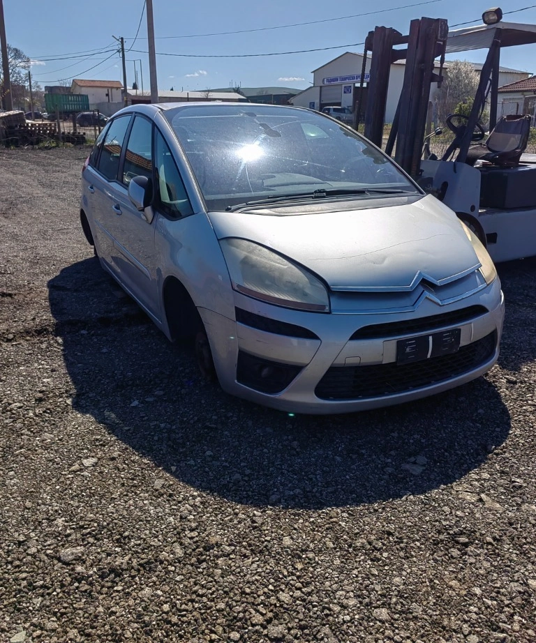 Citroen C4 Picasso 1.6hdi снимка 2
