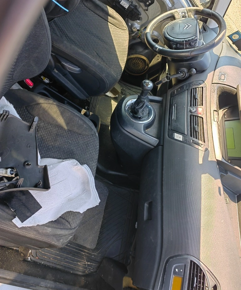 Citroen C4 Picasso 1.6hdi снимка 7