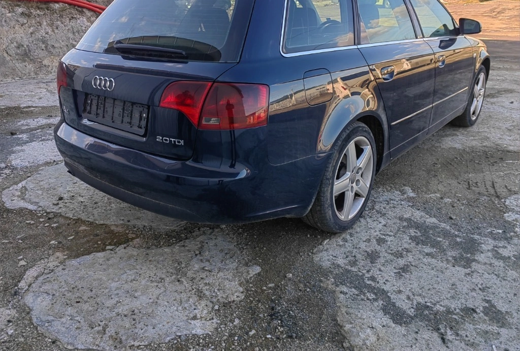 Audi A4 2.0ТДИ BLB снимка 4