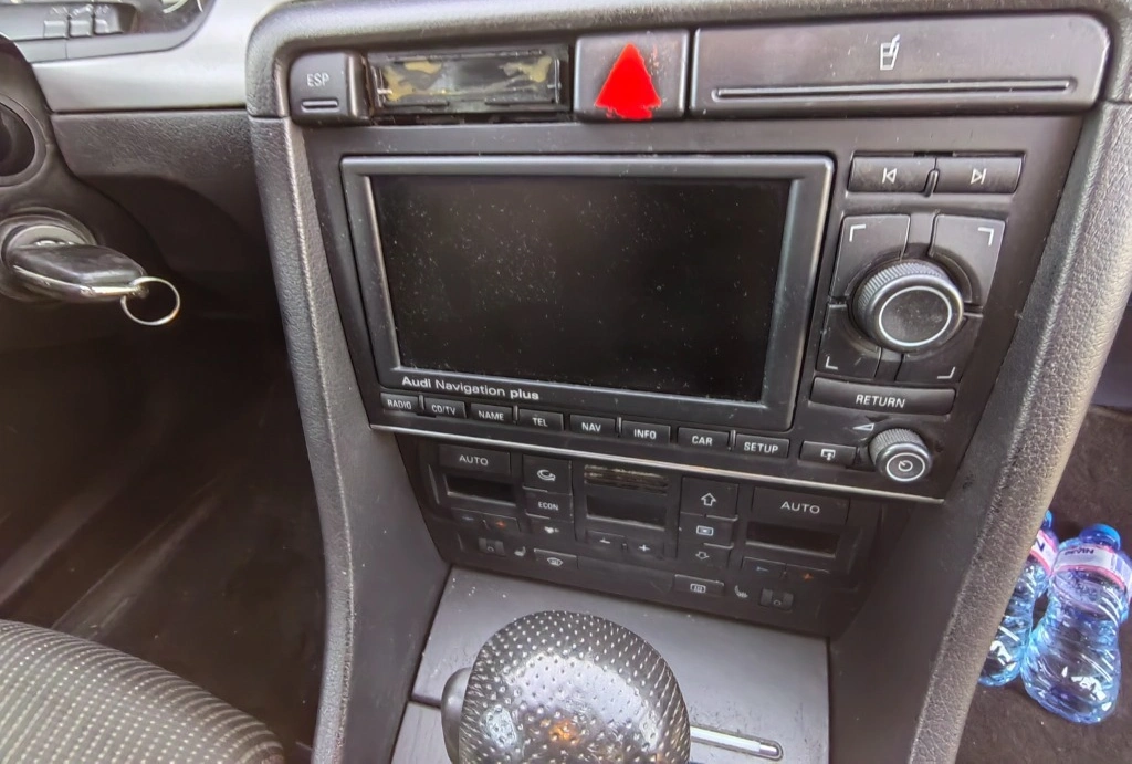 Audi A4 2.0TDI BLB снимка 8