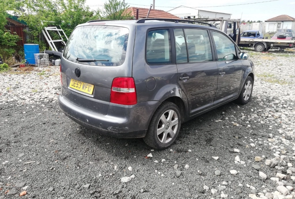 VW Touran 1.9TDI AVQ 6ск снимка 7