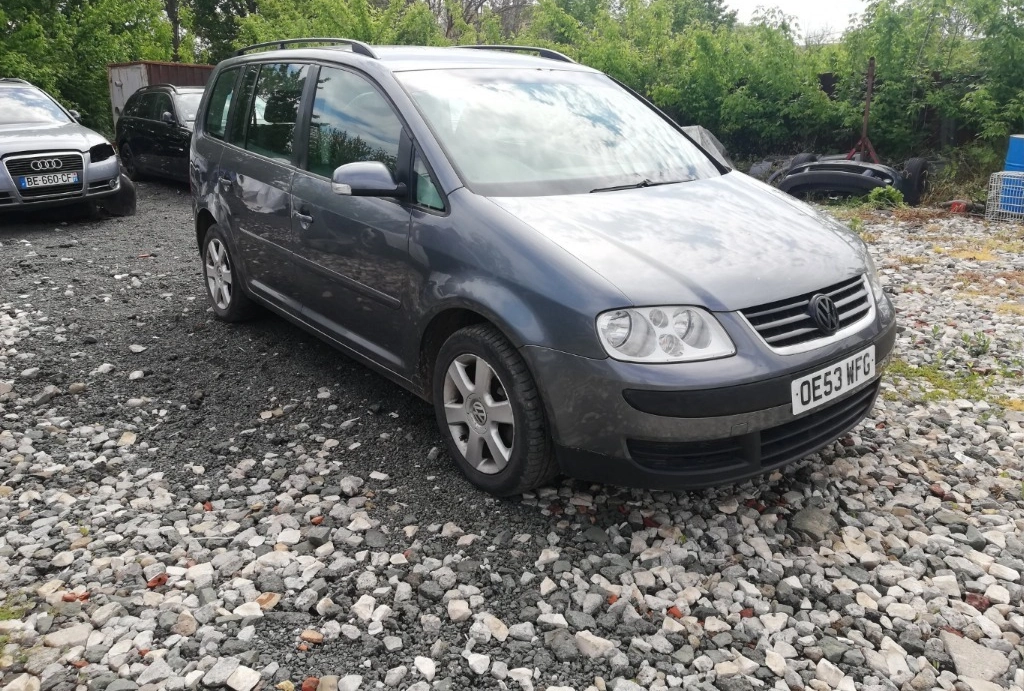 VW Touran 1.9TDI AVQ 6ск снимка 5