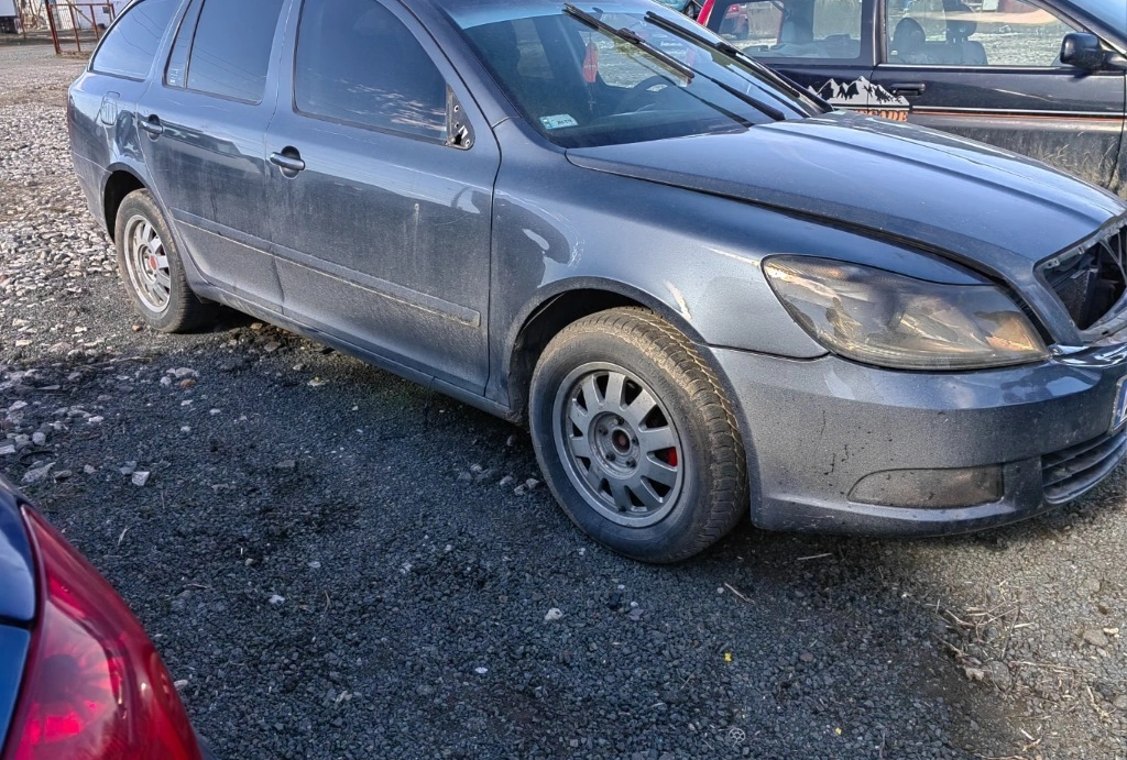 Skoda Octavia 1.6CR CAYA снимка 4