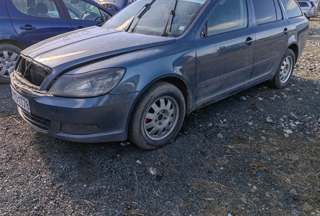 Skoda Octavia 1.6CR CAYA снимка 3