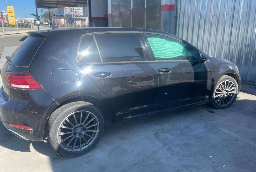 VW Golf 7 1.6CR 70000КМ снимка 2
