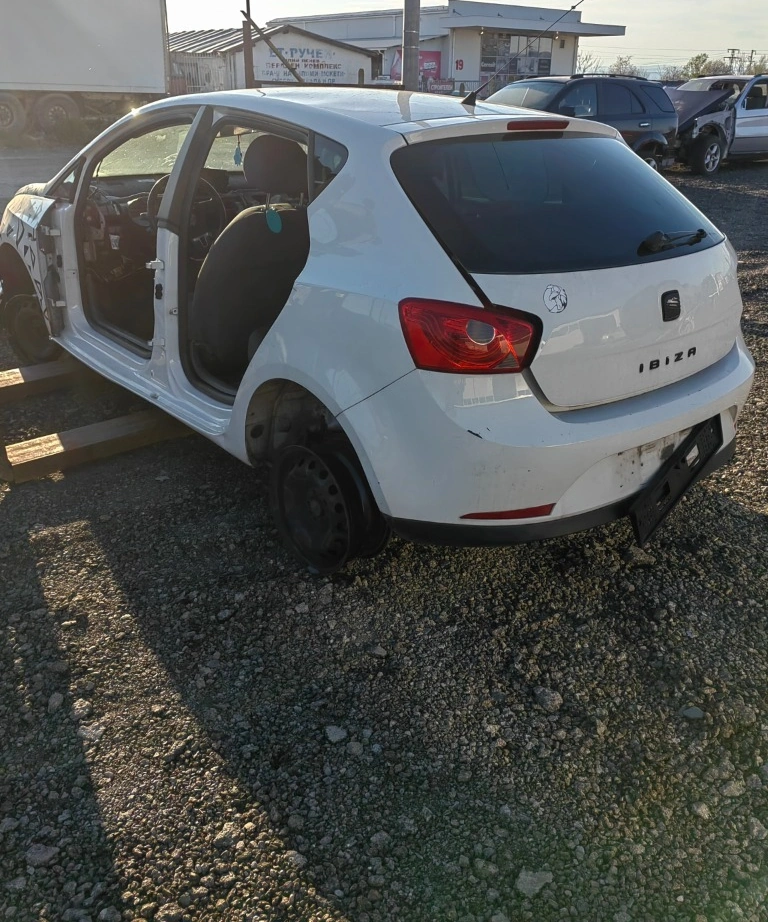 Seat Ibiza 1.6cr CAY снимка 5