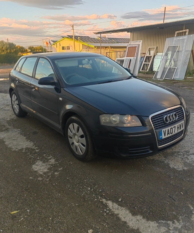 Audi A3 Sportback 1.9ТДИ BLS снимка 2