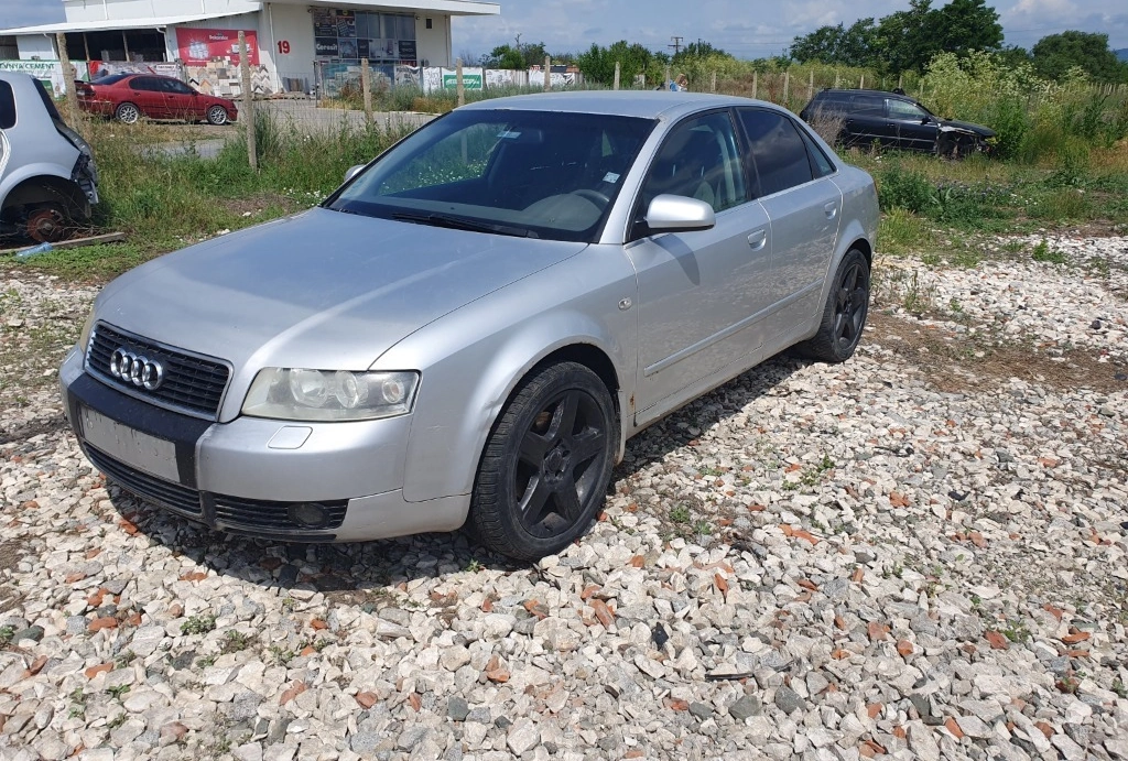 Audi A4 2.0 снимка 2