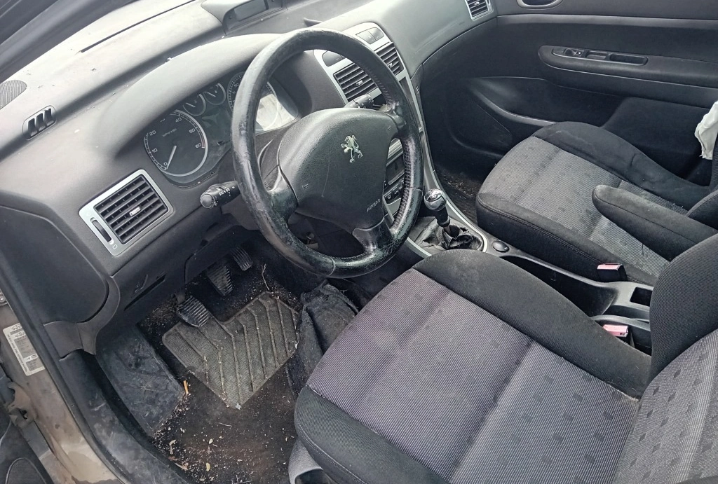 Peugeot 307 SW 1.6HDI снимка 5
