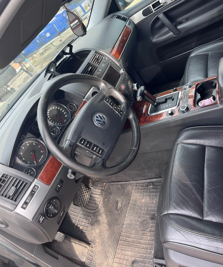 VW Touareg 3.2 V6 снимка 7