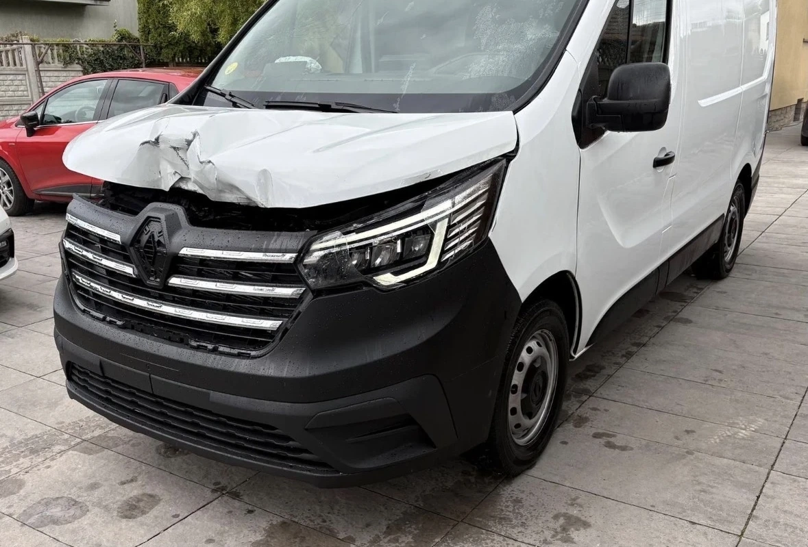 Renault Trafic снимка 4